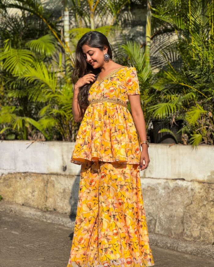 Yellow floral co-ord set - Image 7